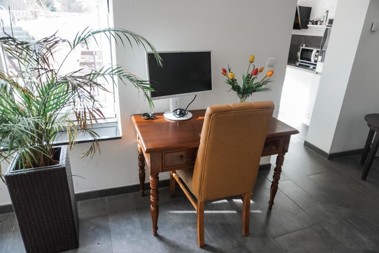 Neu Gebautes Apartment Mit Sonnenterasse In Der Naehe Vom Siebengebirge & Bonn Кёнигсвинтер Экстерьер фото